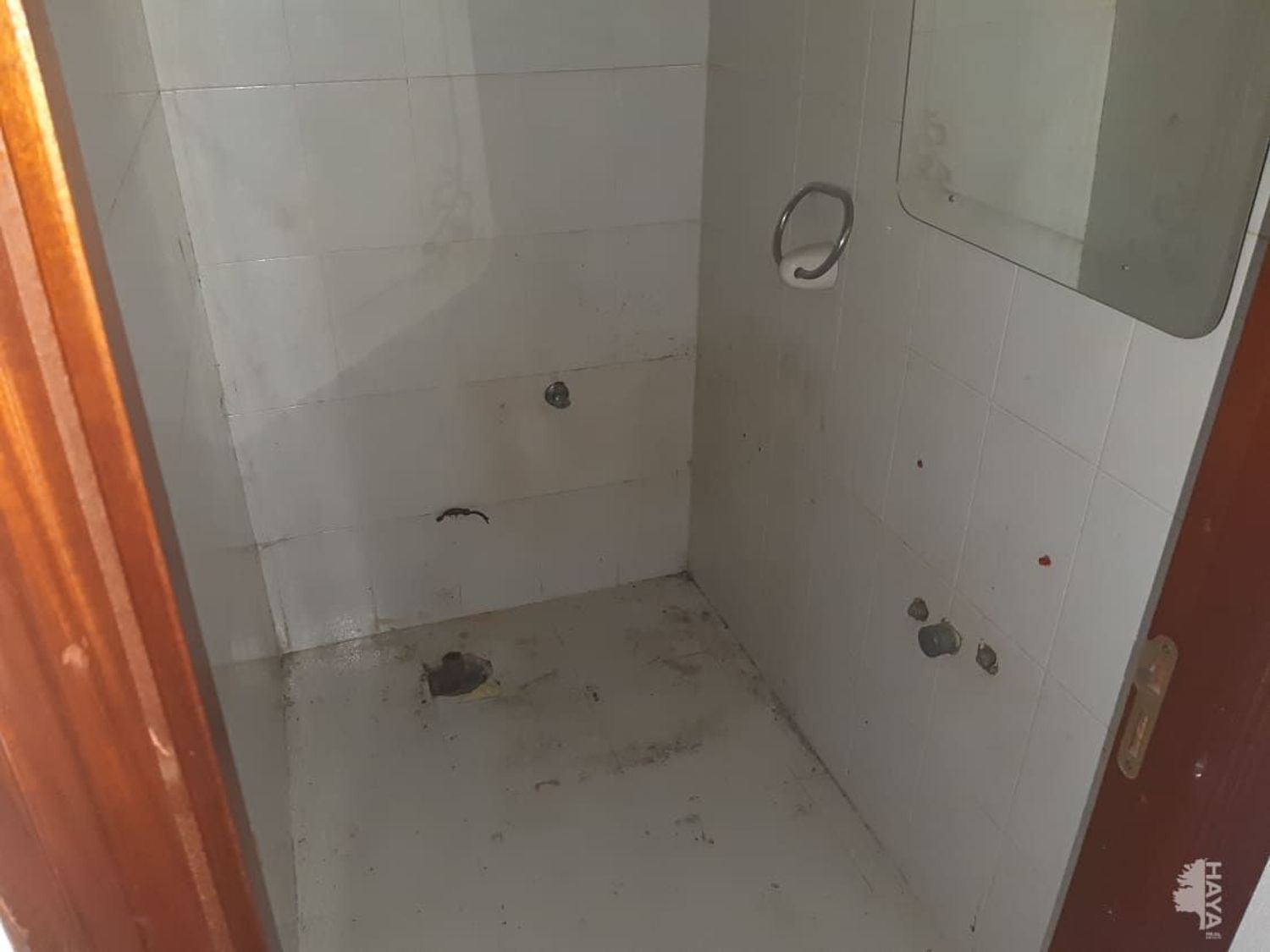 Bathroom of Flat for sale in Mieres (Asturias)  with Air Conditioner and Storage room