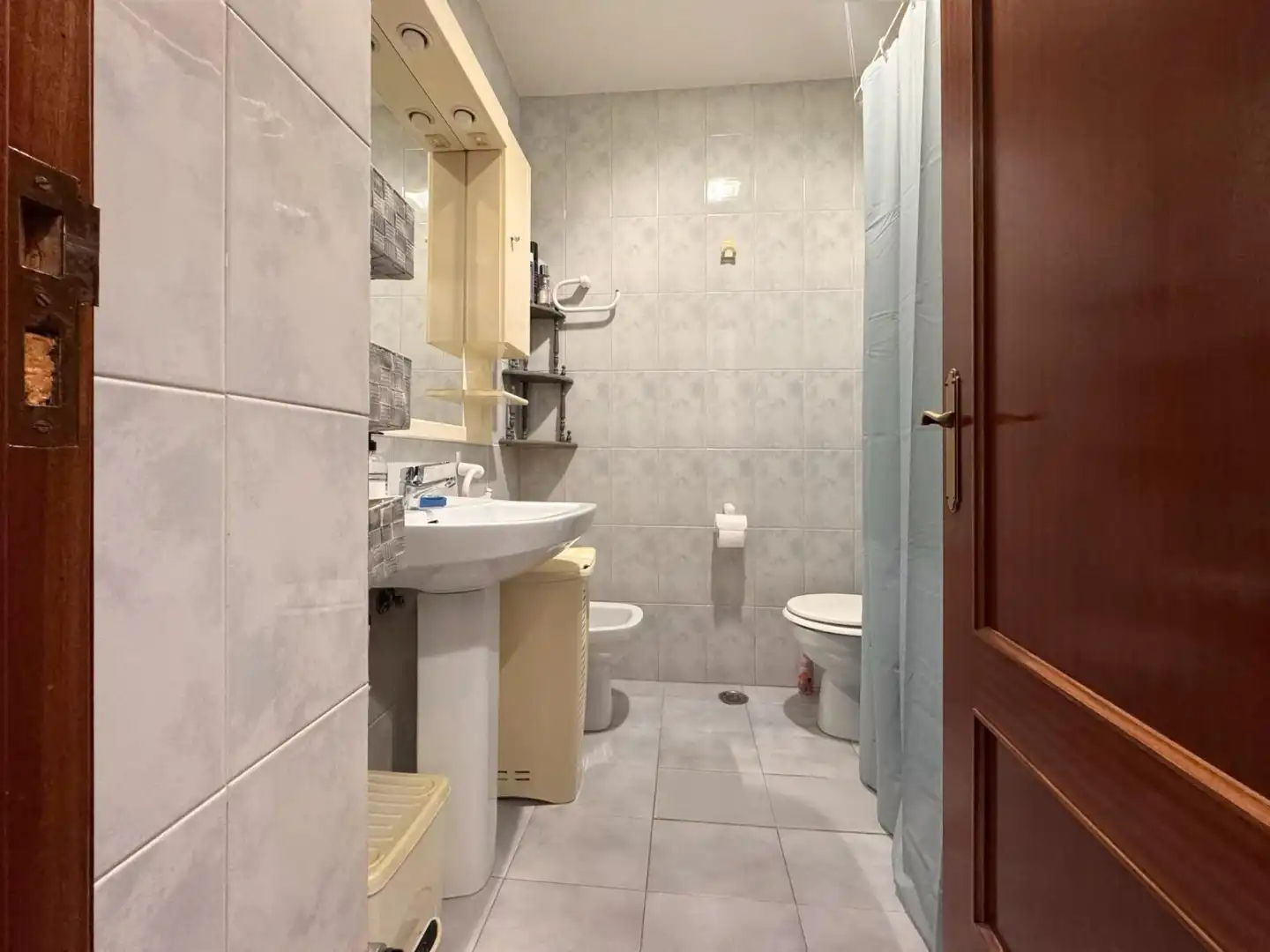 Baño de Piso en venta en Pontevedra Capital  con Calefacción y Trastero