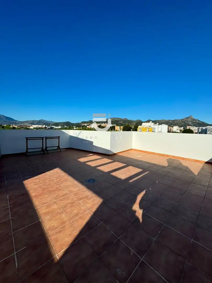 Terrasse von Dachboden zum Verkauf in Gandia mit Privatgarten, Terrasse und Balkon