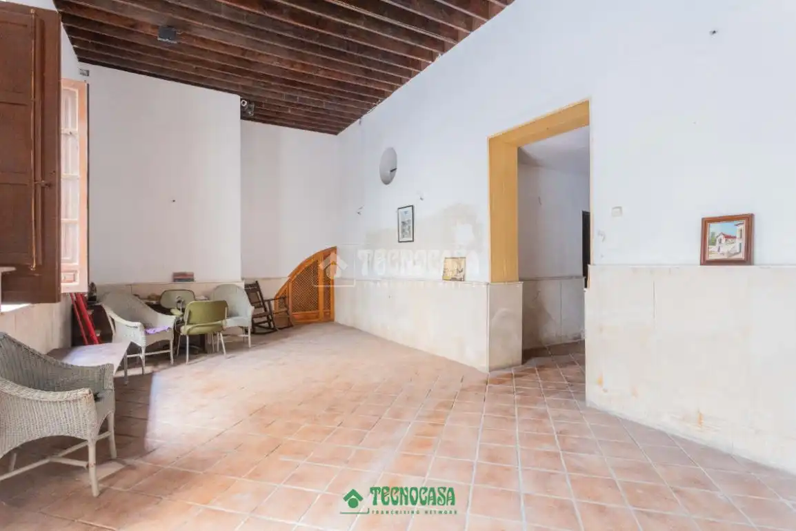 Commercial properties for sale in Almería