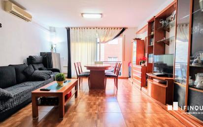 Living room of Duplex for sale in Castellar del Vallès  with Air Conditioner, Terrace and Balcony