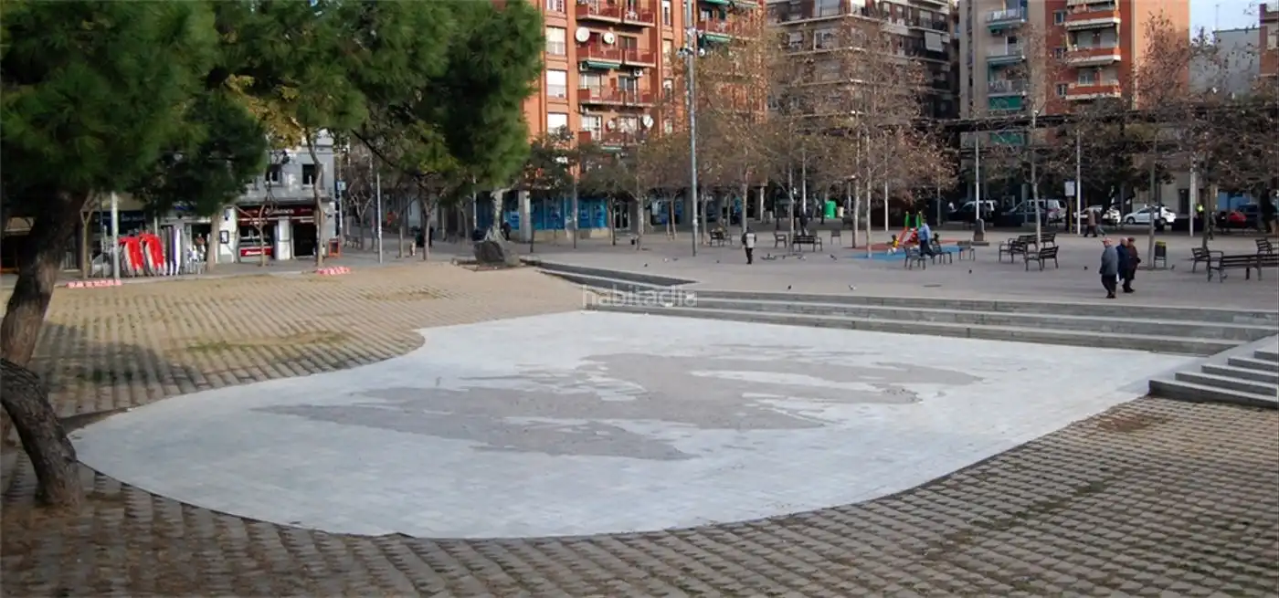 Individual de lloguer a Carrer Mallorca 51, imagen 2