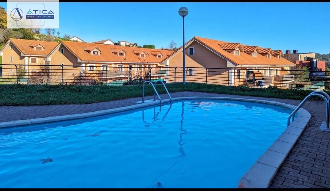 Piscina de Dúplex de lloguer en Piélagos amb Calefacció, Balcó i Piscina comunitària