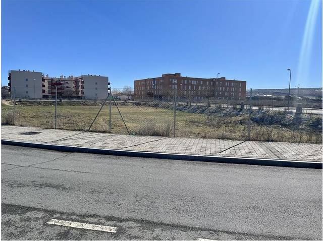 Terreno residencial en Venta en Calle Mariano José de Larra en Sónsoles