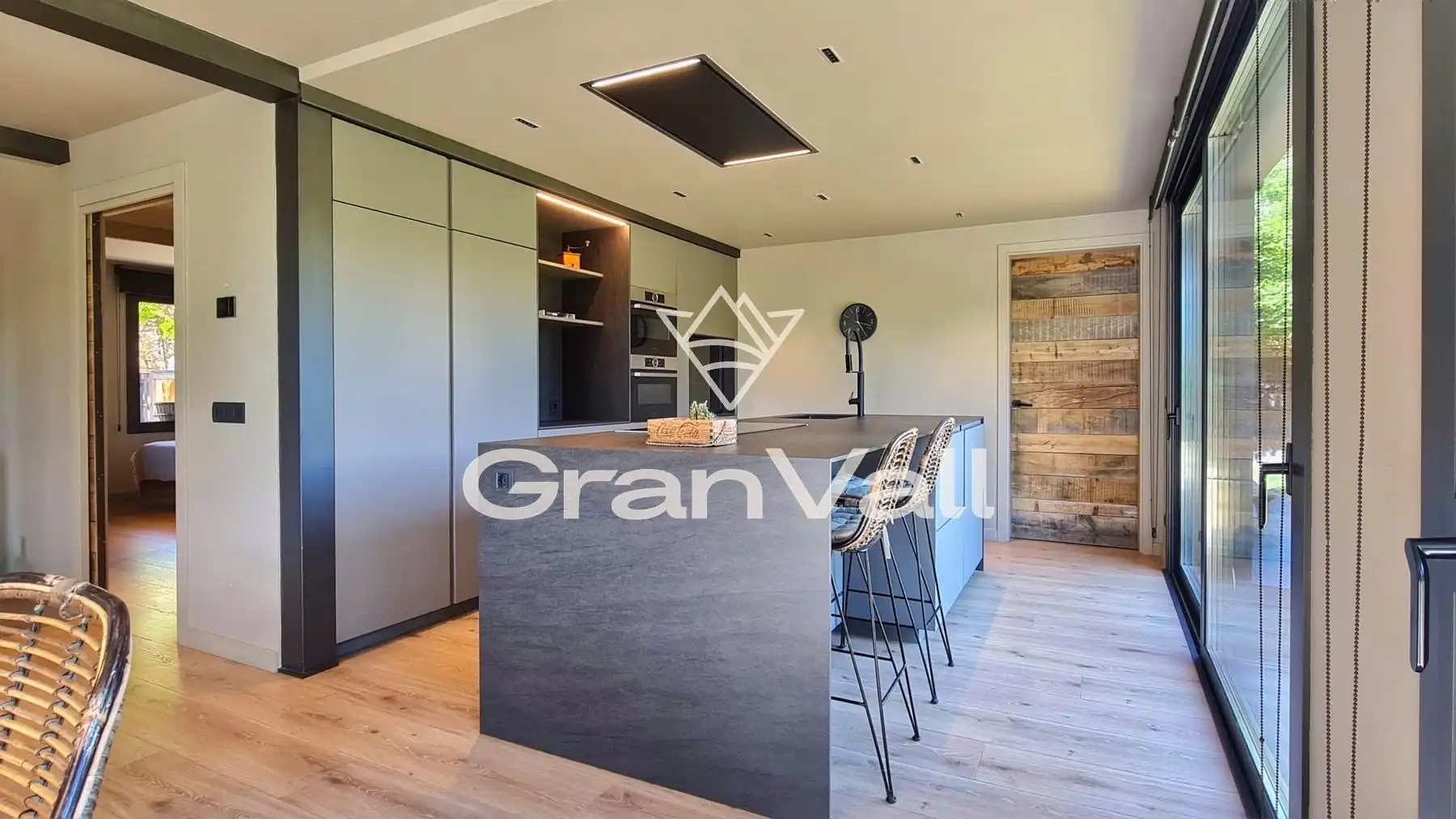 Küche von Haus oder Chalet zum Verkauf in Puigcerdà mit Heizung, Privatgarten und Terrasse