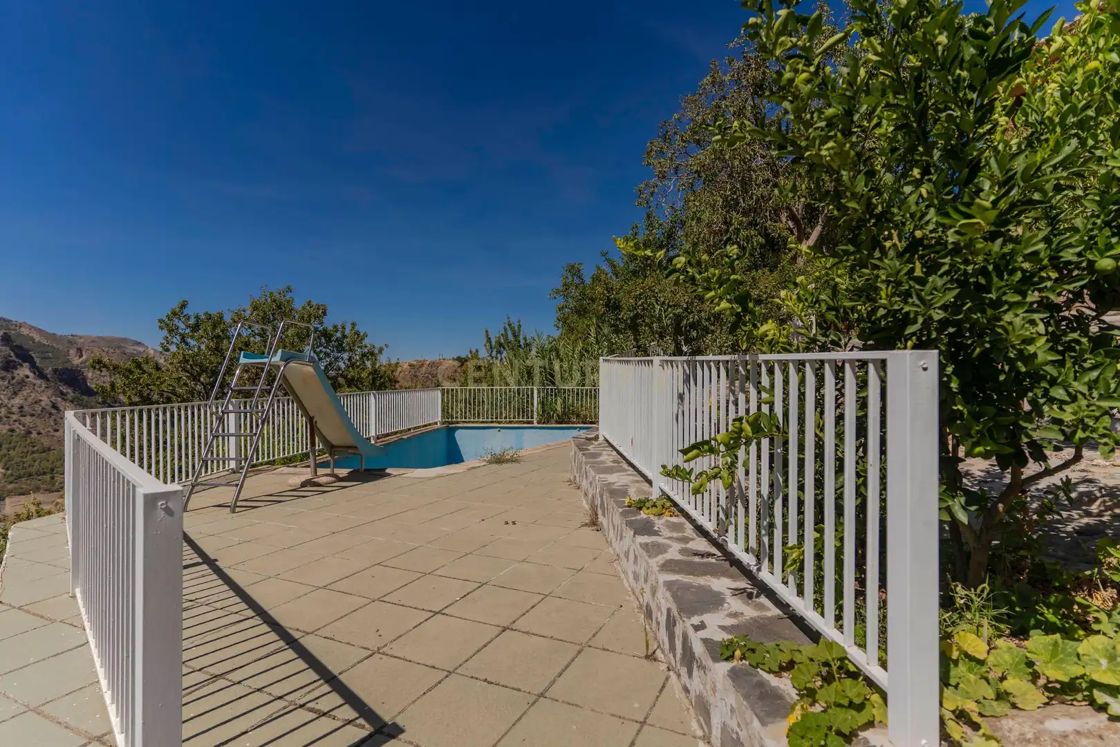 Piscina de Casa o chalet en venta en Güéjar Sierra con Jardín privado, Trastero y Piscina