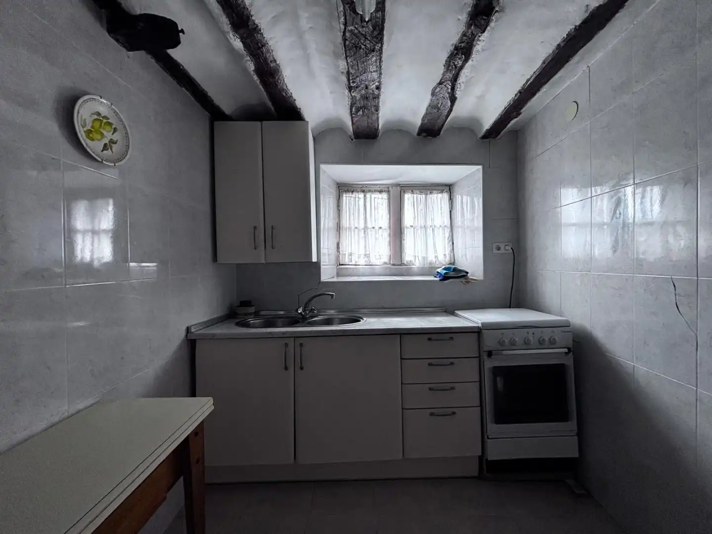 Cocina de Finca rústica en venta en Valle de Oca con Calefacción y Jardín privado