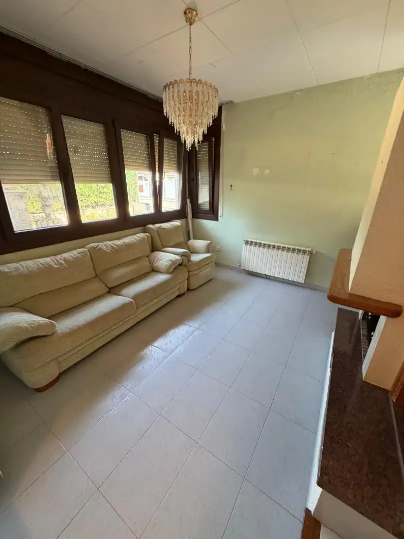 Sala d'estar de Casa o xalet en venda en Móra la Nova amb Aire condicionat, Calefacció i Jardí privat