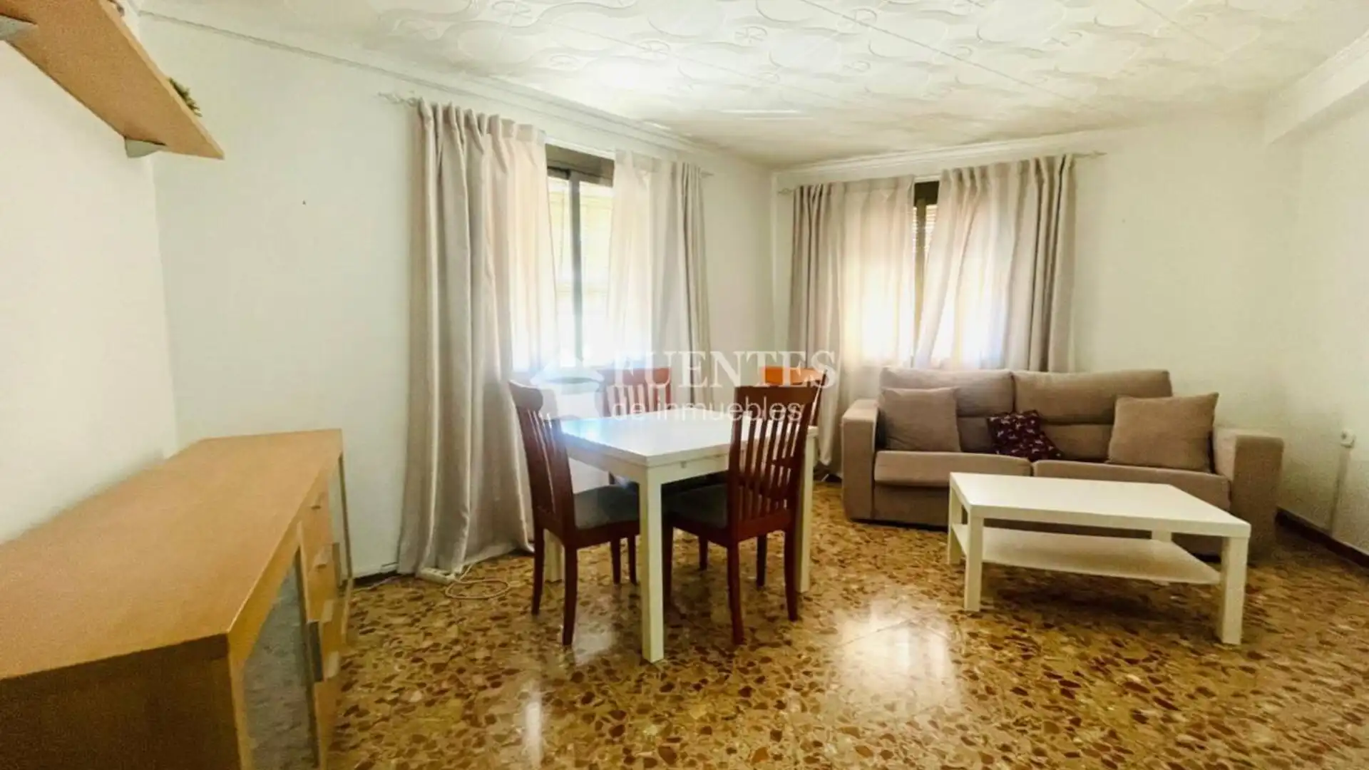 Sala d'estar de Pis en venda en Alicante / Alacant amb Moblat