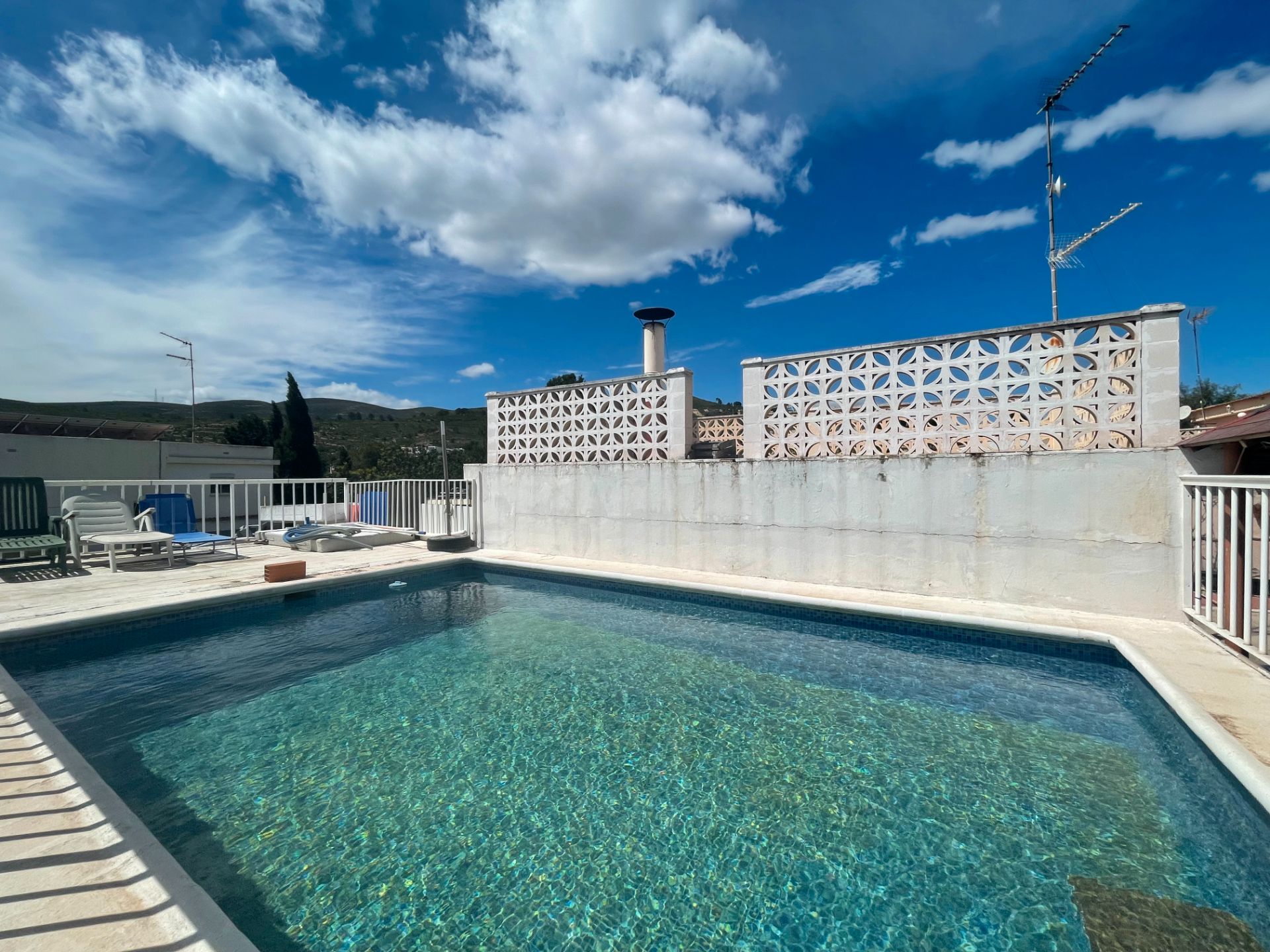 Swimming pool of House or chalet for sale in Montroy  with Private garden, Swimming Pool and Furnished