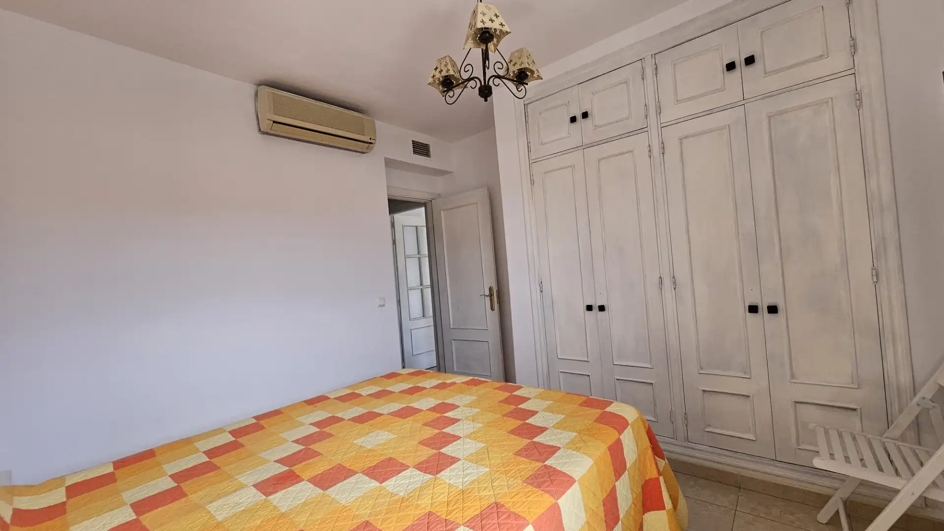 Habitación de Piso de alquiler en Málaga con Aire acondicionado y Amueblado