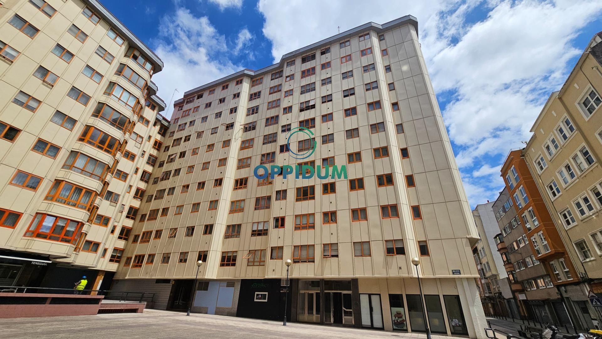 Exterior view of Apartment for sale in A Coruña Capital   with Storage room