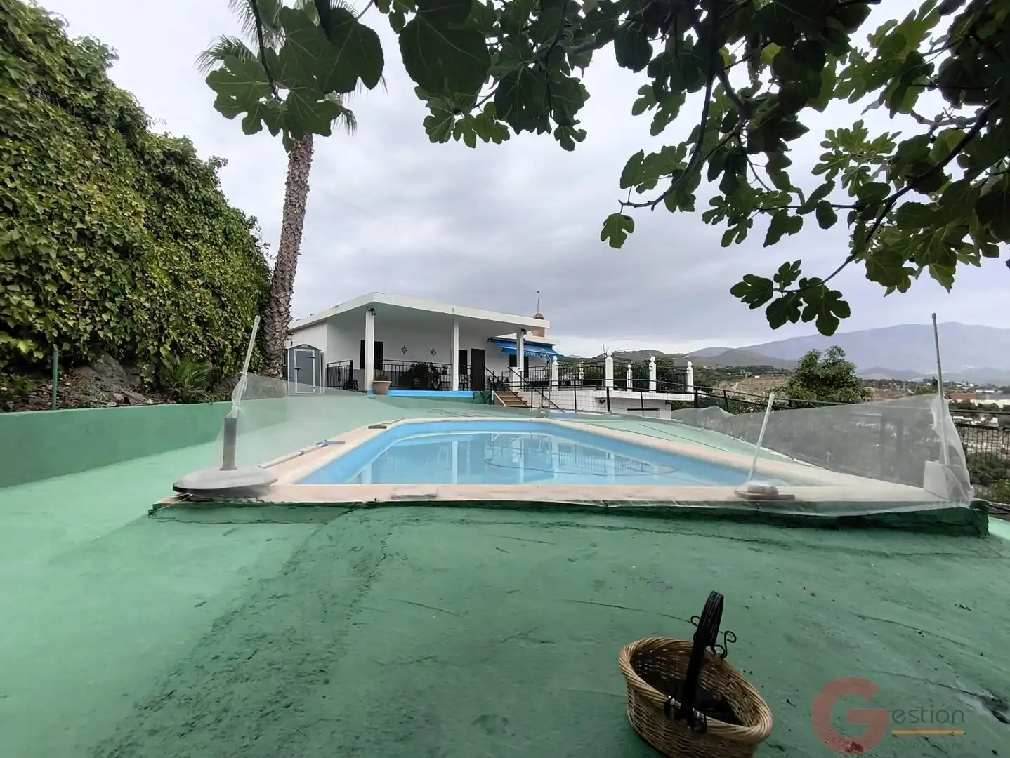 Casa rústica con piscina en venta en Motril  ciudad