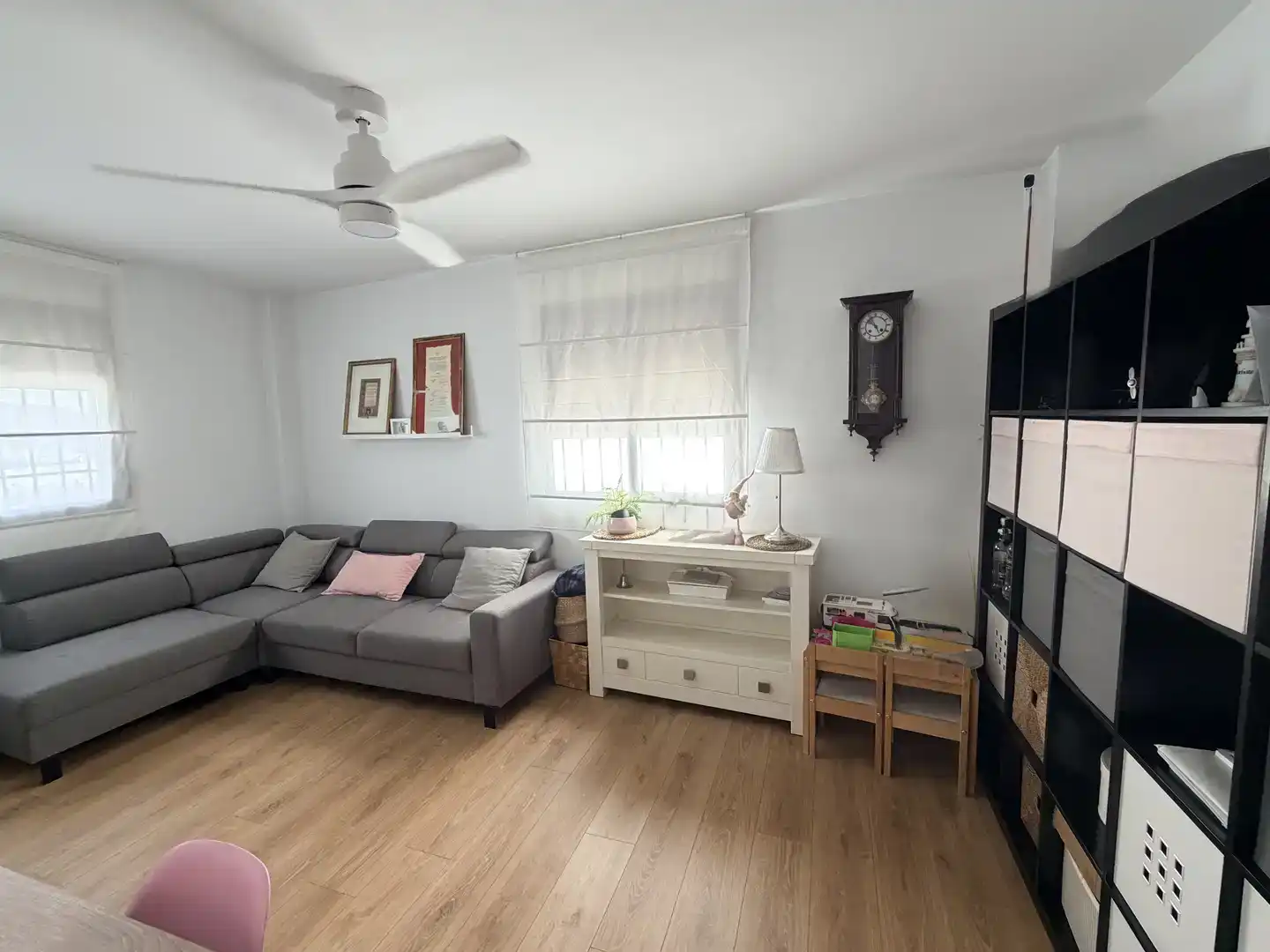 Sala d'estar de Planta baixa en venda en Archidona amb Parquet i Moblat