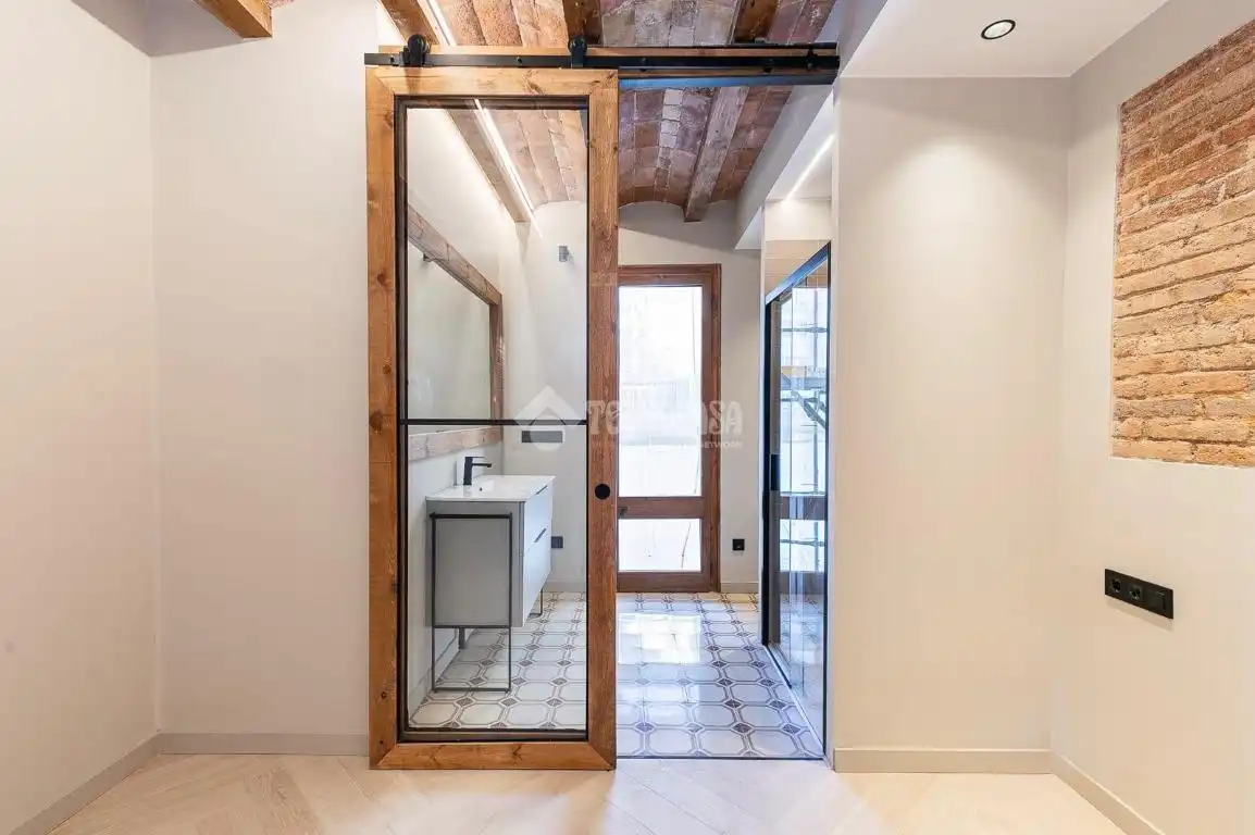 Flat with terrace for sale in Sants - Montjuïc, imagen 9