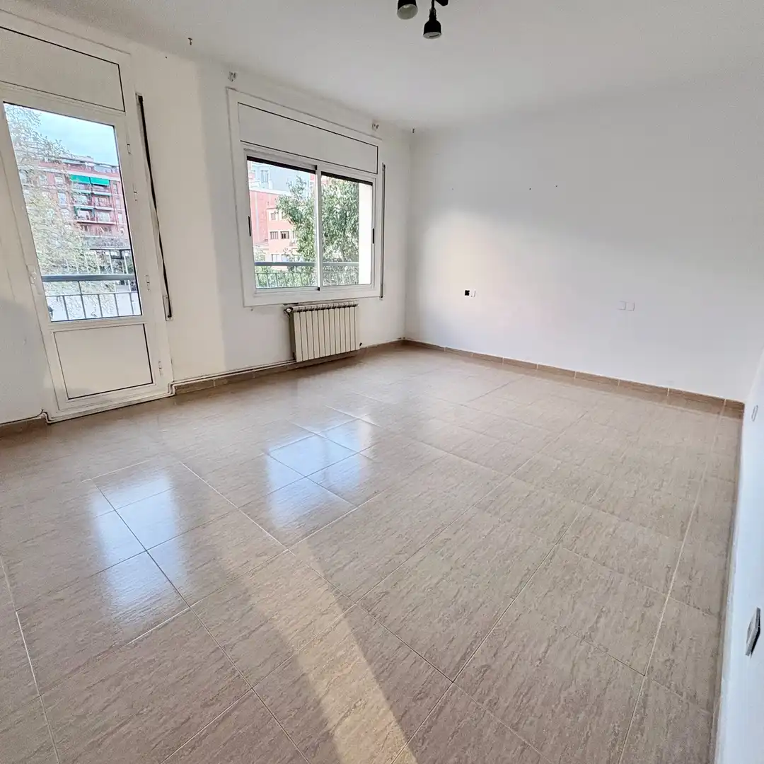 Habitación de Piso en venta en Sant Boi de Llobregat con Aire acondicionado, Calefacción y Terraza