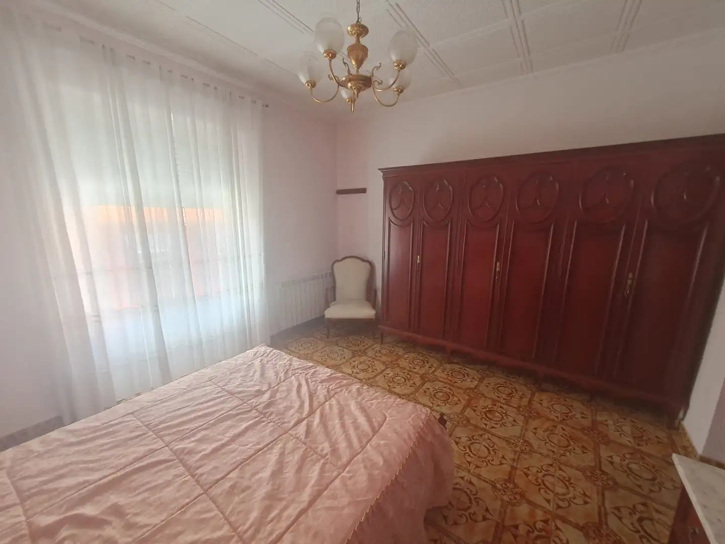 Dormitori de Casa o xalet de lloguer en Puertollano amb Aire condicionat i Moblat