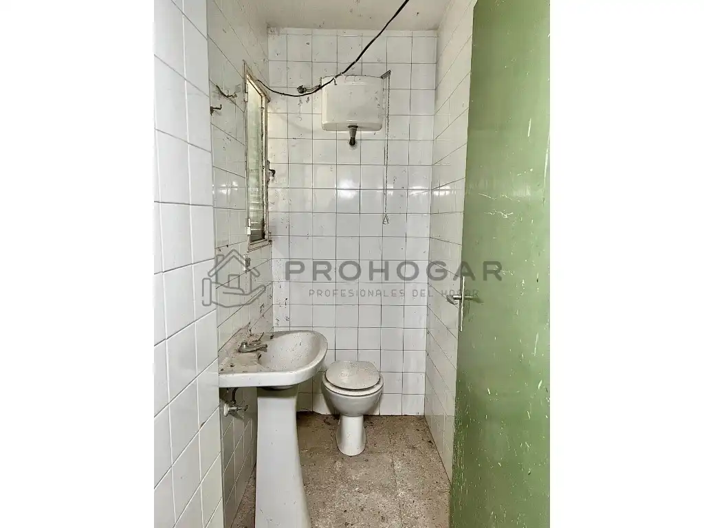 Bathroom of Houses for sale in Bustarviejo