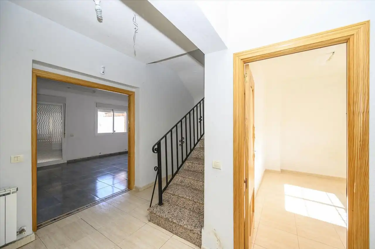 Casa o xalet en venda en Chozas de Canales amb Calefacció i Terrassa