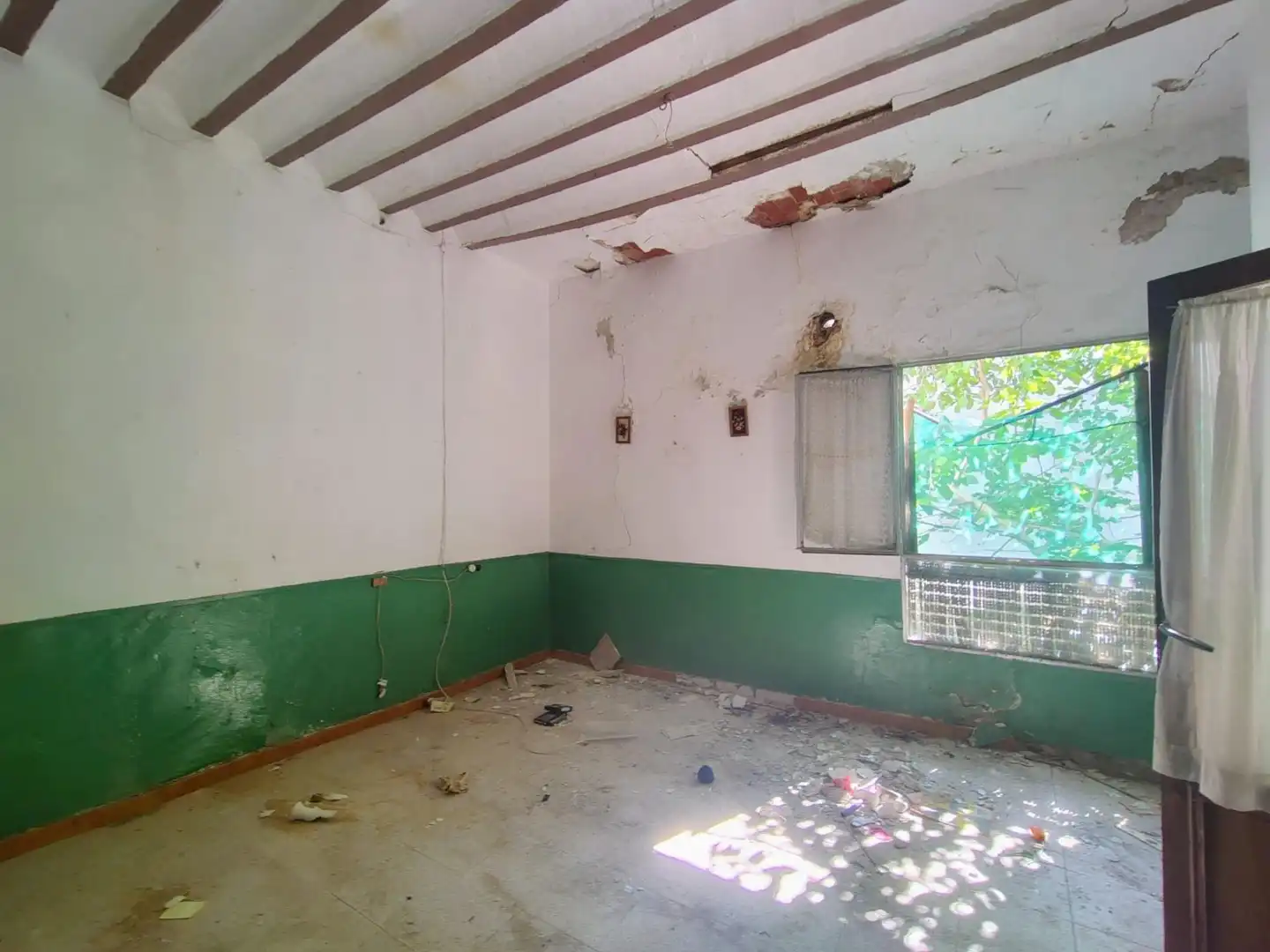 Casa adosada en venda en Campo de Criptana amb Balcó