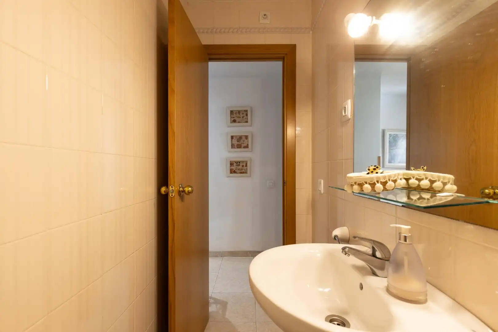 Bathroom of Detached homes for sale in Vandellòs i l'Hospitalet de l'Infant  with Heating, Private garden and Terrace