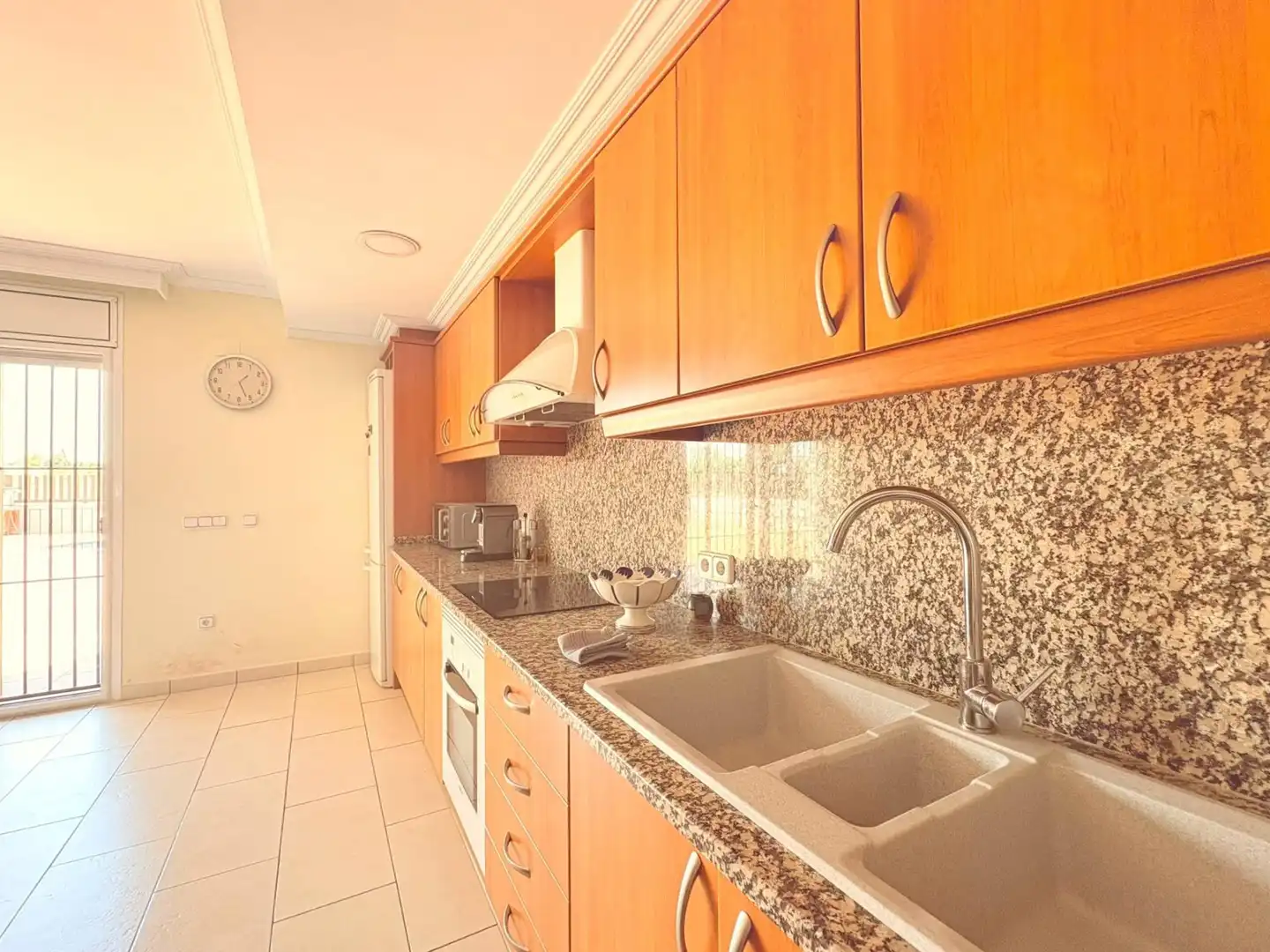 Cocina de Casa o chalet en venta en Vilamalla con Aire acondicionado, Calefacción y Terraza
