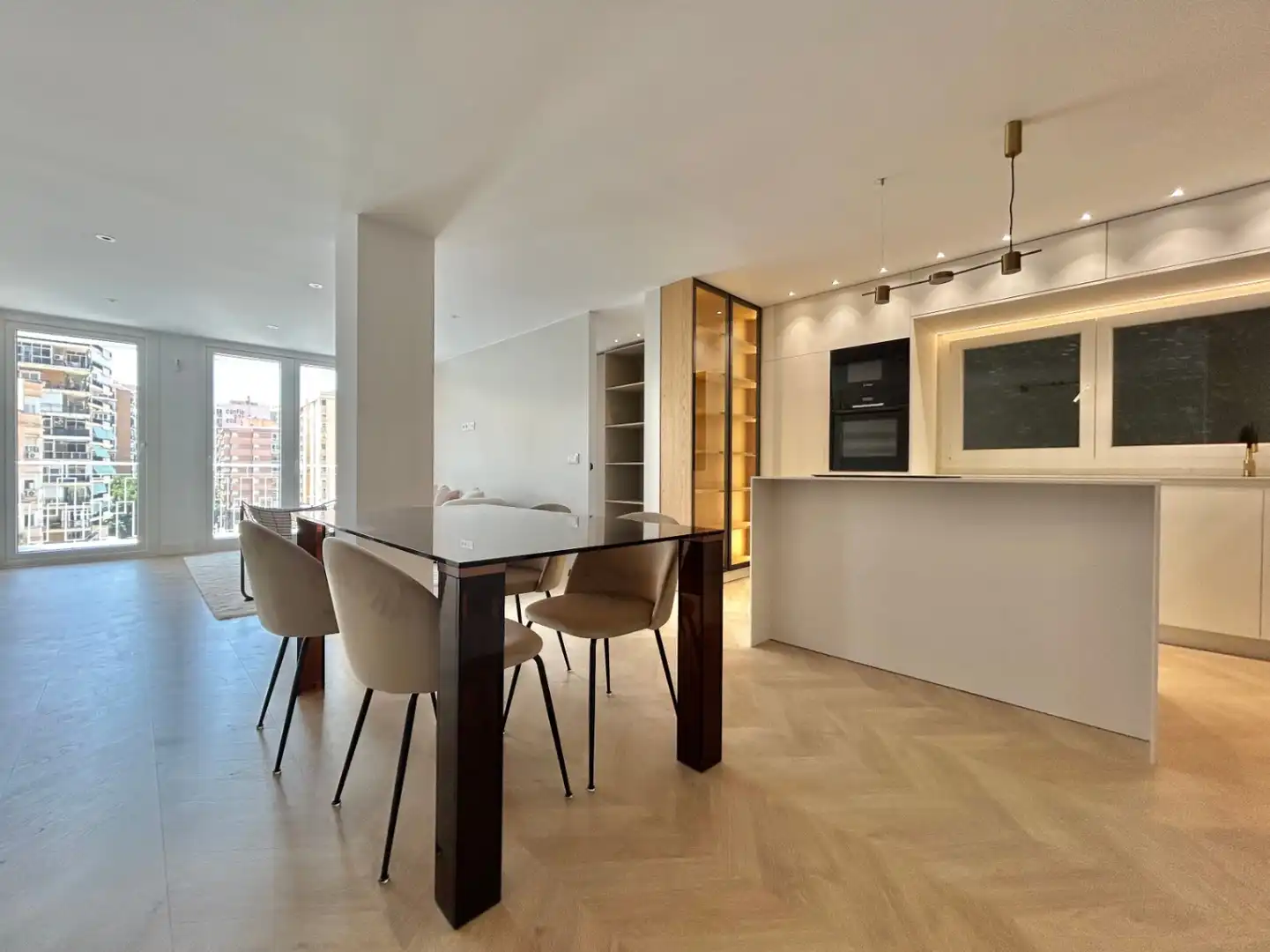 Menjador de Apartament en venda en Málaga amb Aire condicionat, Calefacció i Terrassa