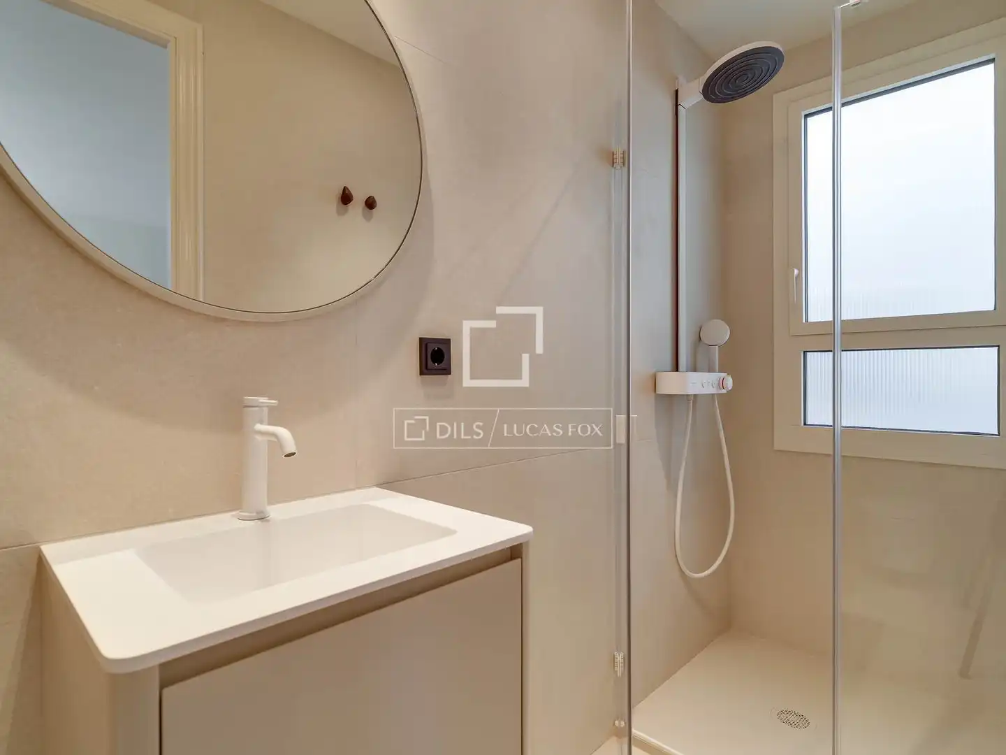 Baño de Ático en venta en Barcelona con Aire acondicionado, Calefacción y Terraza