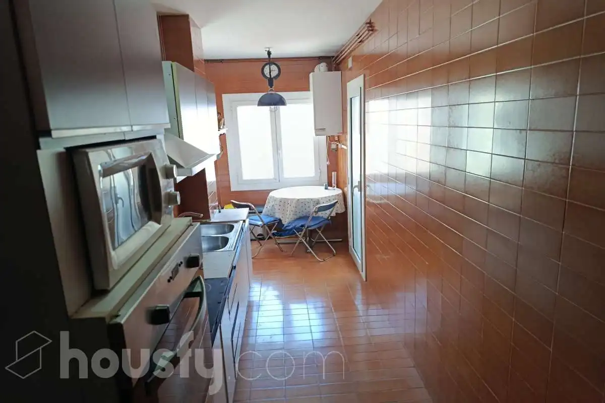 Cocina de Piso de alquiler en Barcelona con Aire acondicionado, Calefacción y Terraza