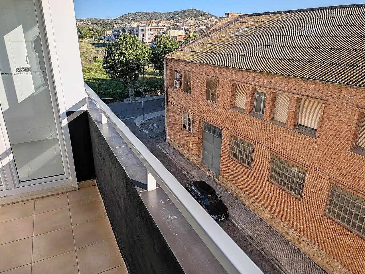 Außenansicht von Wohnung zum Verkauf in Ulldecona mit Terrasse und Gemeinschaftspool