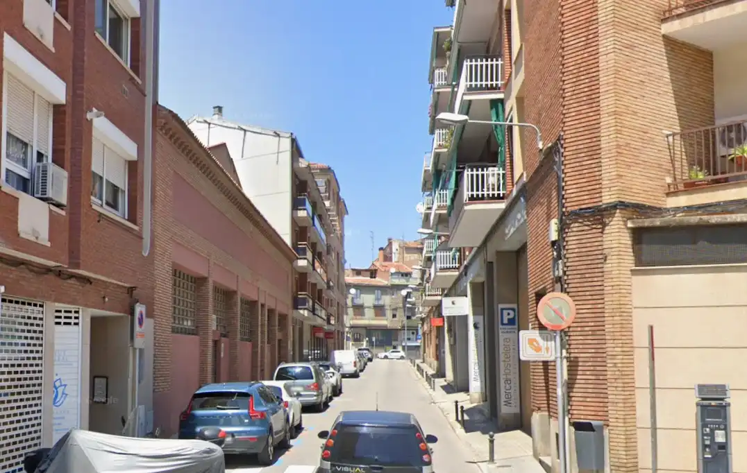 Vista exterior de Pis en venda en Manresa
