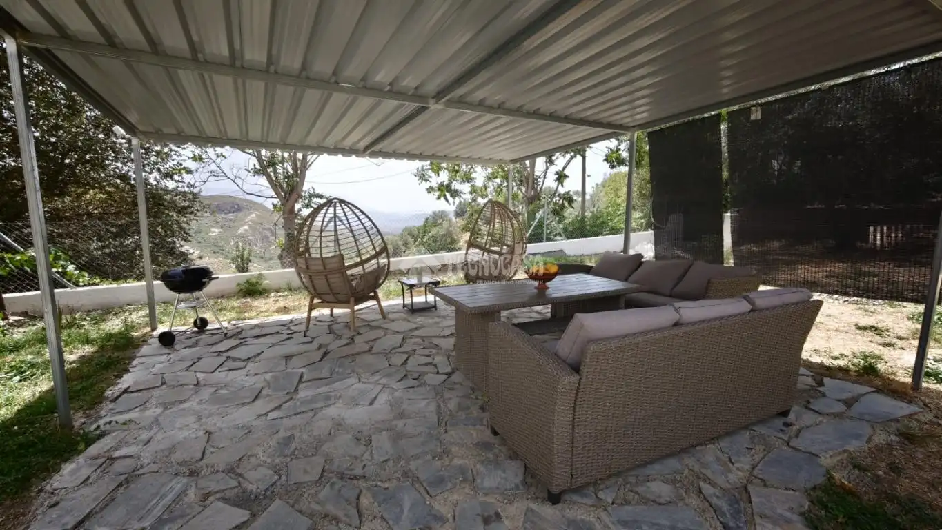 Terrassa de Casa o xalet en venda en Alpujarra de la Sierra amb Aire condicionat, Traster i Moblat