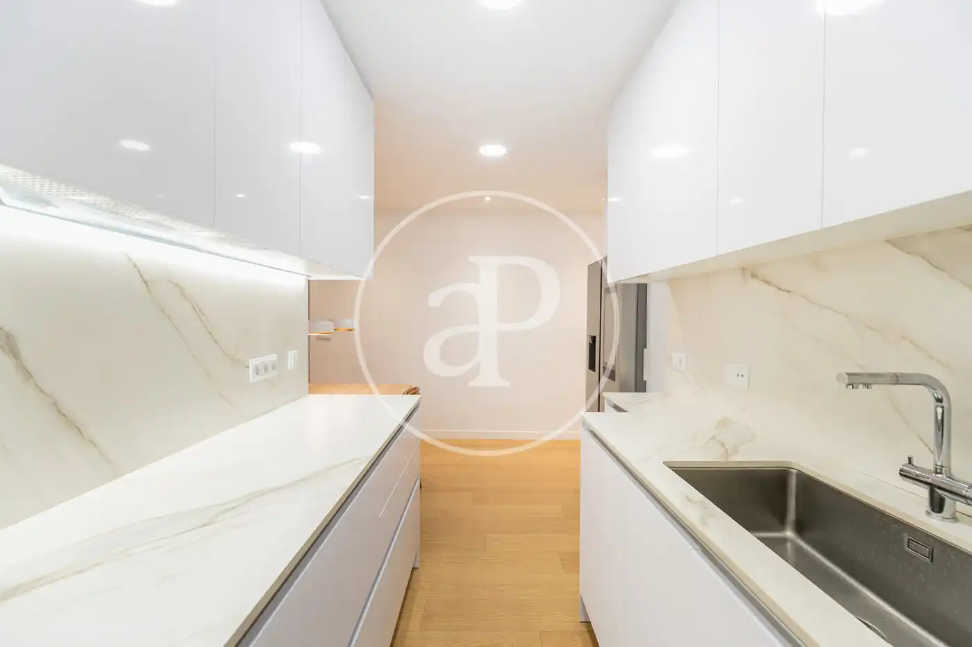 Cocina de Piso en venta en Barcelona con Aire acondicionado, Calefacción y Balcón