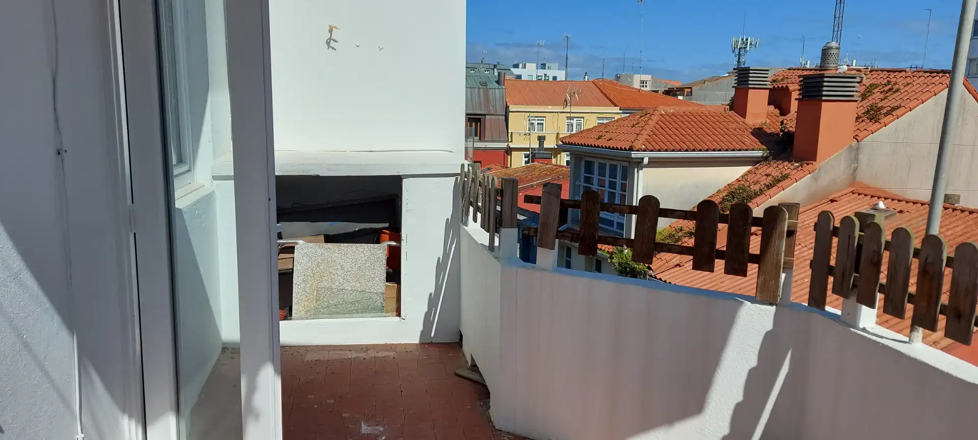 Terrassa de Apartament en venda en A Coruña Capital  amb Terrassa, Forn i Rentadora