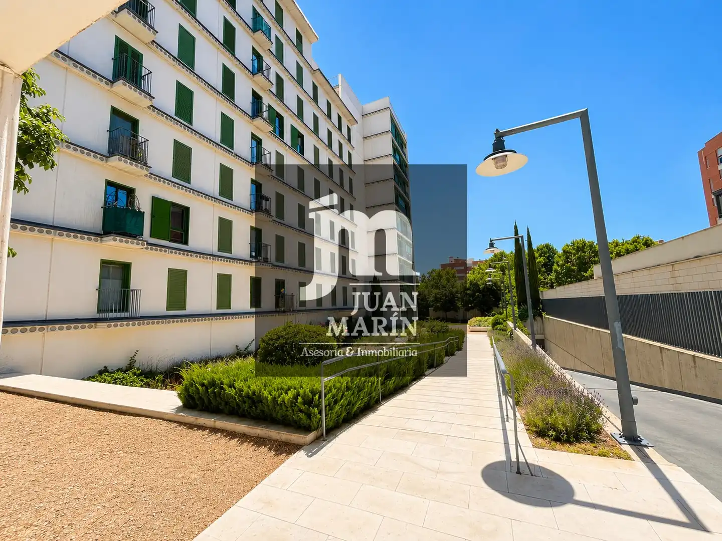 Vista exterior de Piso en venta en Albacete con Aire acondicionado, Calefacción y Trastero