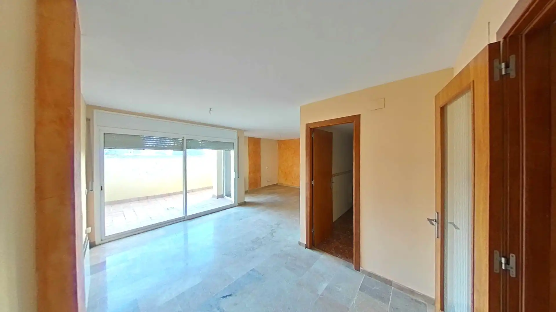 Wohnung zum Verkauf in Vilafranca del Penedès mit Heizung, Terrasse und Abstellraum