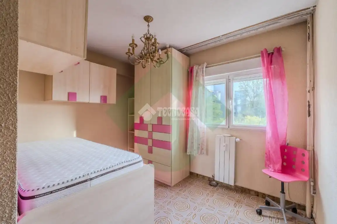 Habitación de Piso en venta en Madrid con Calefacción y Parquet