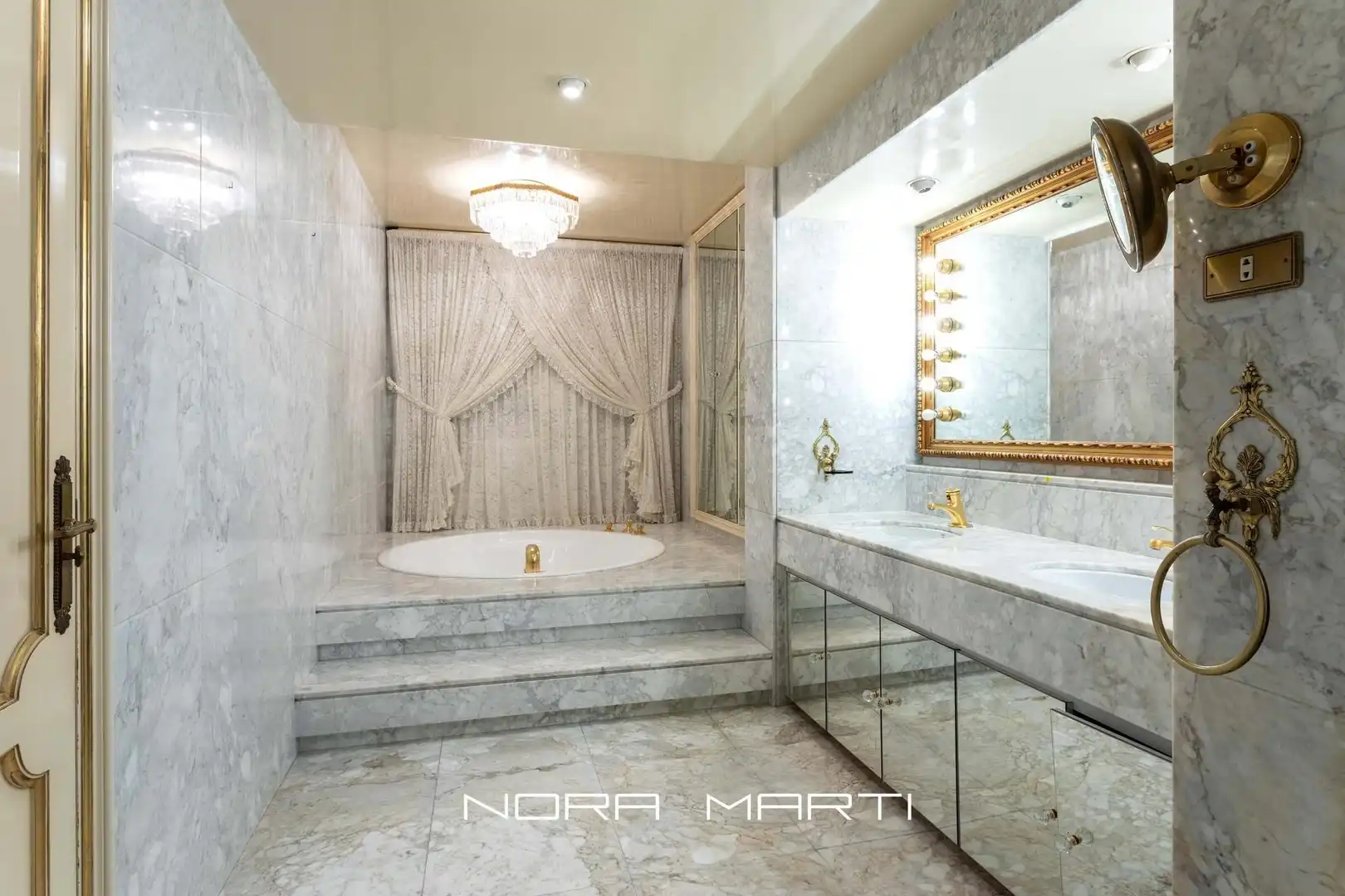 Bathroom of Flat for rent in Barcelona