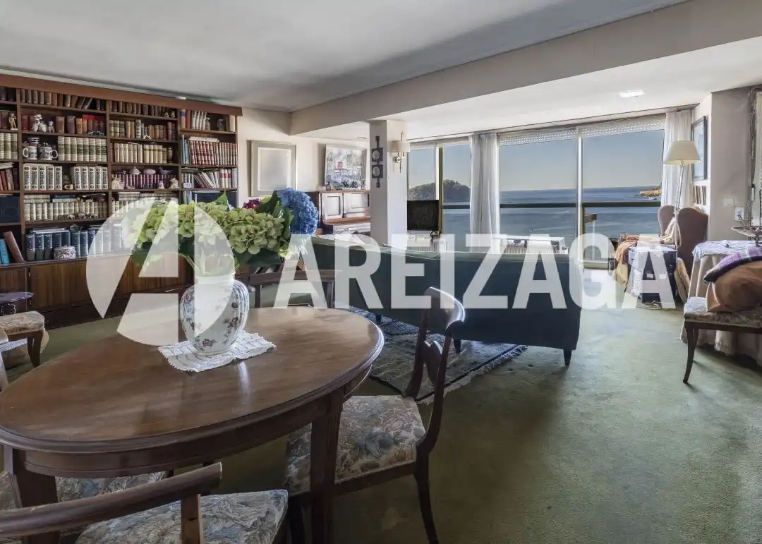 Sala de estar de Piso en venta en Donostia - San Sebastián  con Calefacción, Terraza y Balcón