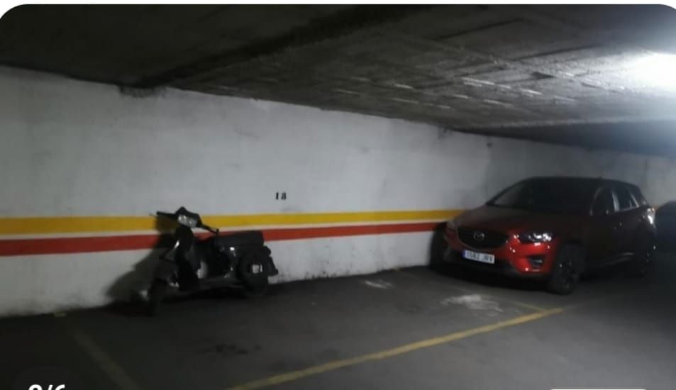 Aparcament de Garatge en venda en  Cádiz Capital amb Alarma