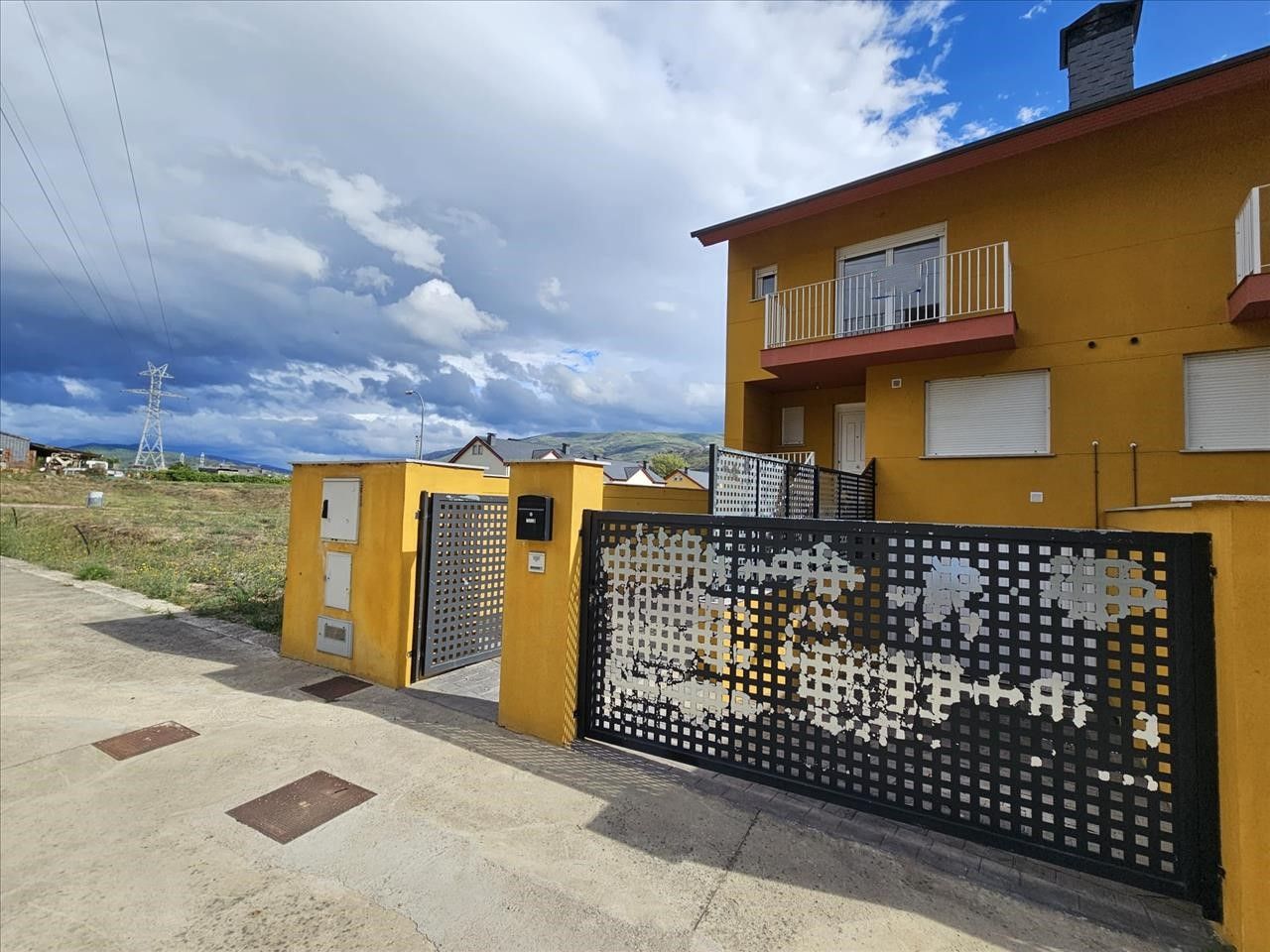 Casa adosada en venta en PRINCIPAL-PUEBLA, O Barco de Valdeorras