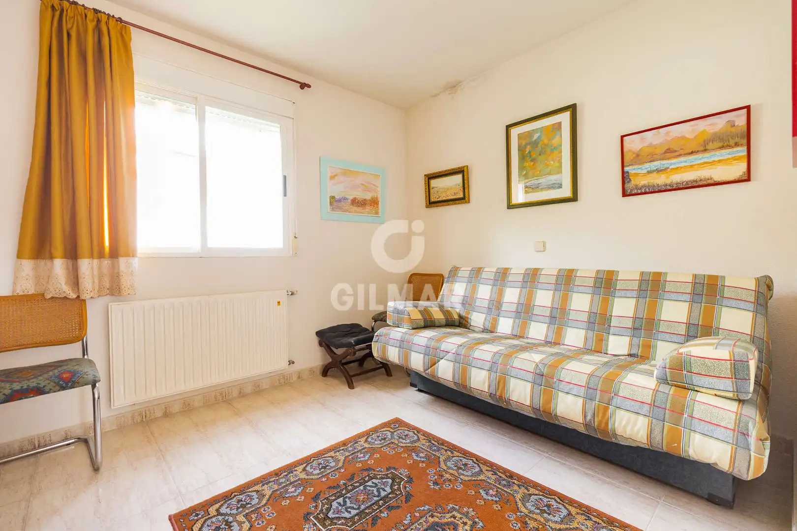 Habitación de Casa adosada en venta en Cercedilla con Calefacción, Jardín privado y Piscina