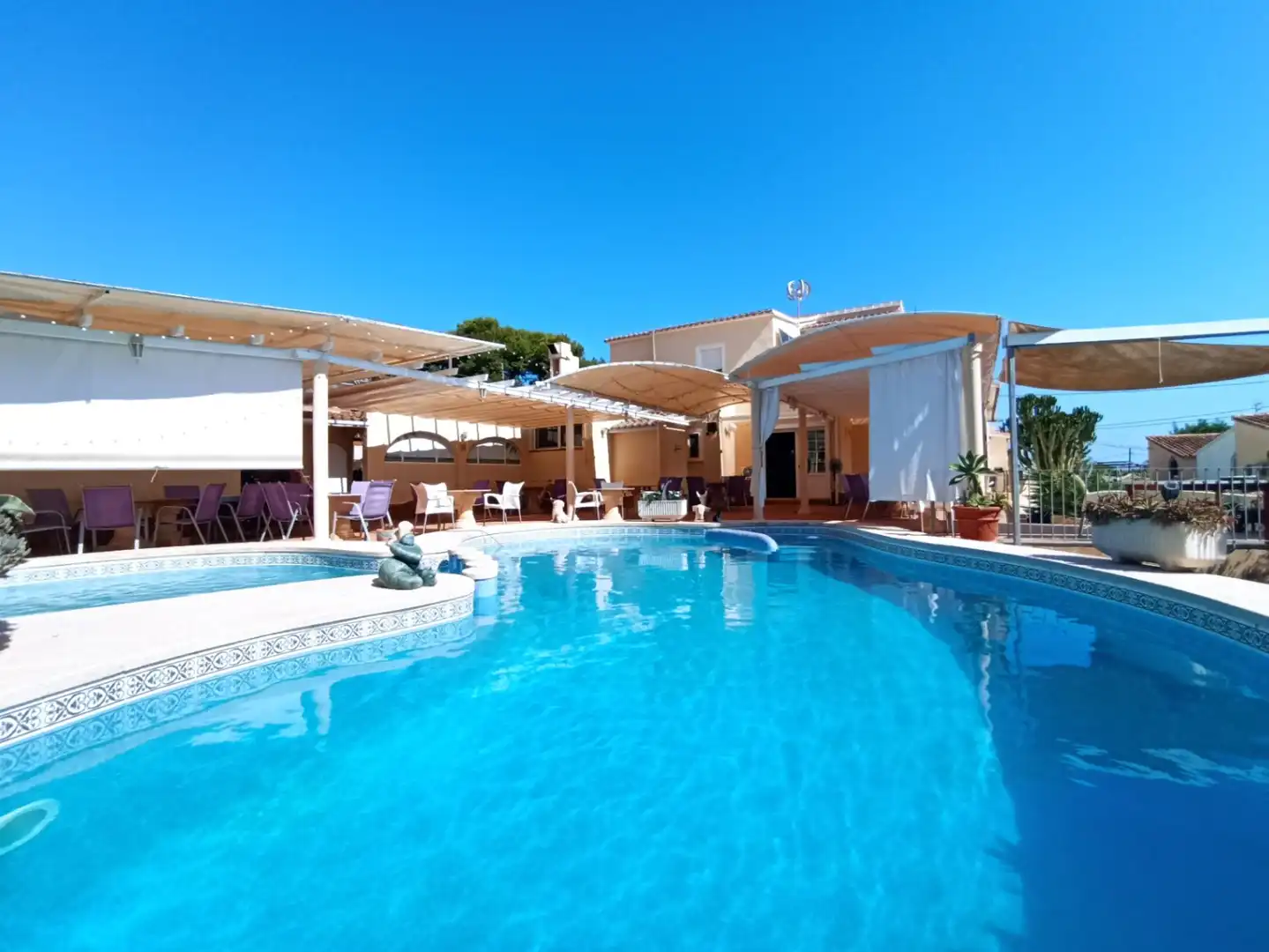 Local en venta en Moravit - Cap Blanc
