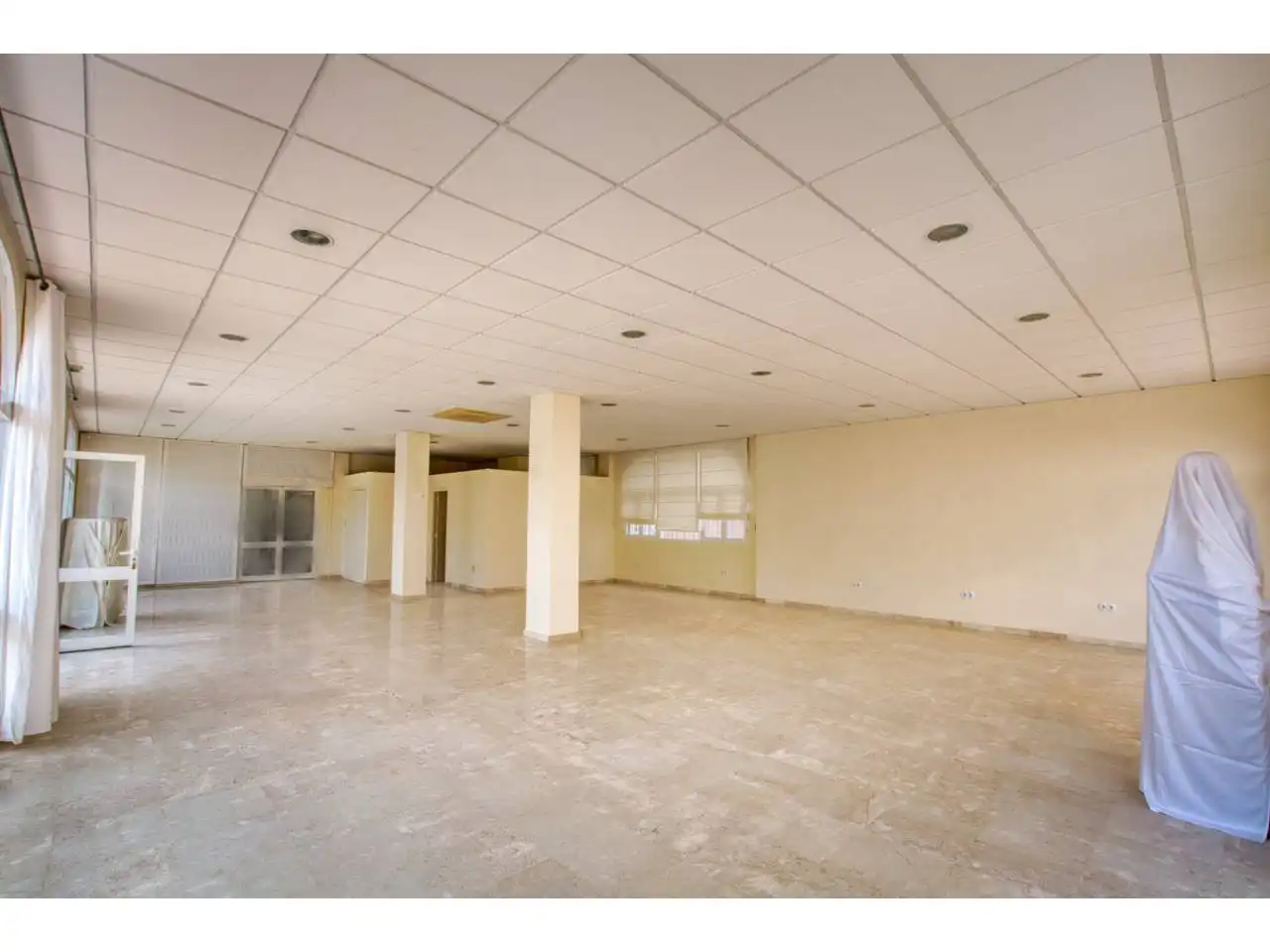 Local comercial en venta en Urbanizacion Costa del Oro, imagen 8
