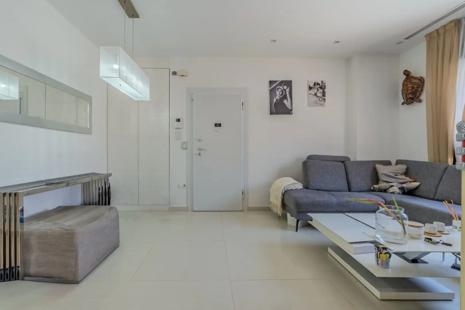 Ground floor with pool for sale in Carrer C. Carcaixent 17, imagen 7