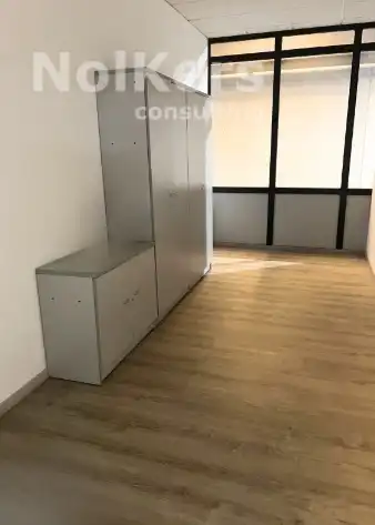 Nave industrial de alquiler en L'Hospitalet de Llobregat con Calefacción