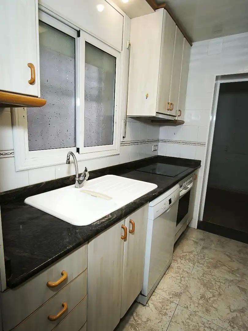 Cuina de Casa o xalet en venda en Lliçà d'Amunt amb Aire condicionat, Calefacció i Jardí privat