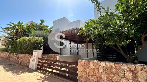 Foto 3 de Casa adosada de alquiler en Rodalquilar - La Isleta, Almería