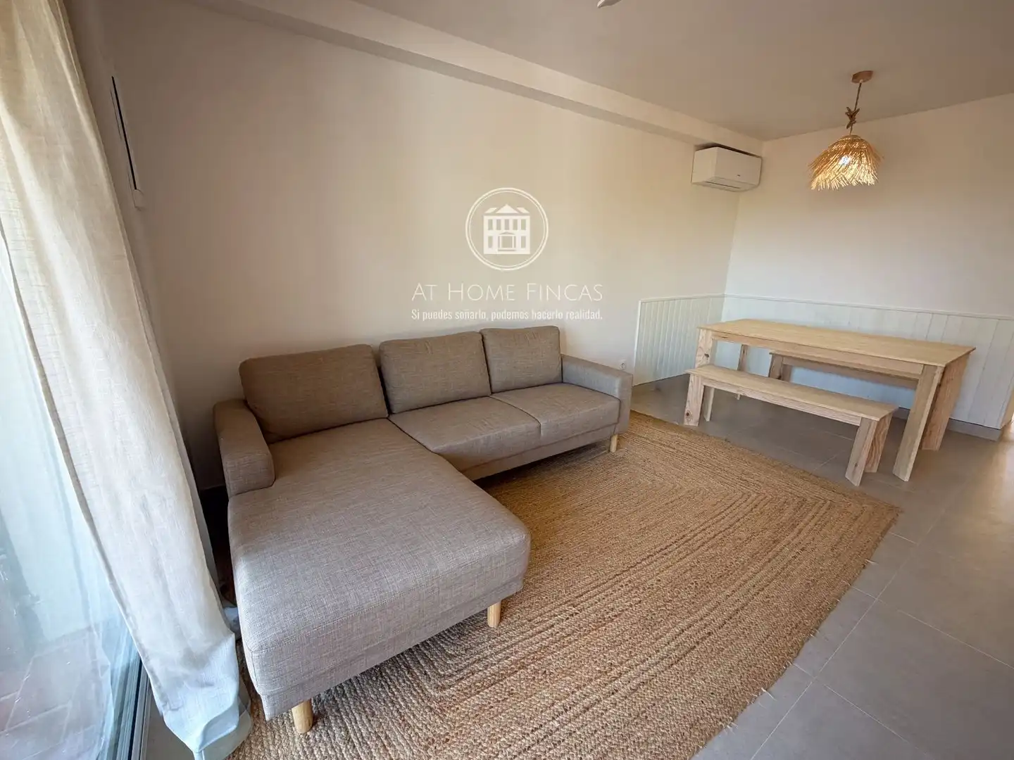 Wohnzimmer von Wohnung zum Verkauf in El Vendrell mit Klimaanlage, Heizung und Terrasse