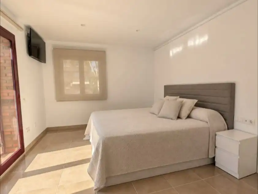 Dormitori de Casa o xalet en venda en Begues amb Aire condicionat, Terrassa i Balcó